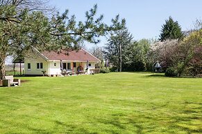 Family Residence With Large Garden