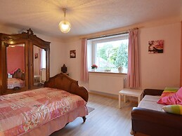 Holiday Home With Garden, Heating, Barbecue