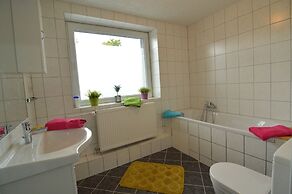 Holiday Home With Garden, Heating, Barbecue