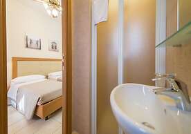 Mediterraneo Hotel & Suites