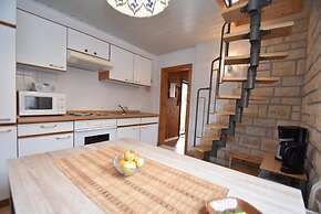 Gemutliches Ferienhaus mit Pool in Blankenburg