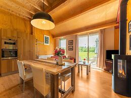 Cottage in Dwingelderveld With Scenic Views