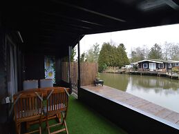 Modern Waterfront Chalet