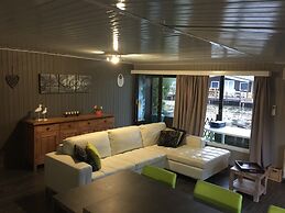 Modern Waterfront Chalet
