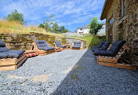 Modern Holiday Home in Meyerode With Terrace