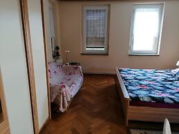 Cozy Apartment Near Ski