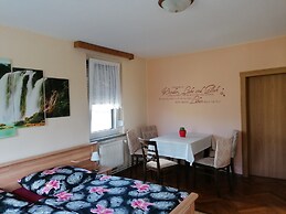 Cozy Apartment Near Ski
