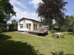 Ferienhaus mit Grossem Garten