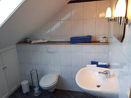 Spacious Apartment near Forest in Emmelbaum