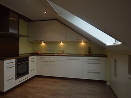 Spacious Apartment near Forest in Emmelbaum
