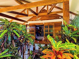 Rainbow Bay Beach and Dive Resort