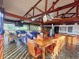 Rainbow Bay Beach and Dive Resort