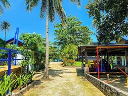 Rainbow Bay Beach and Dive Resort