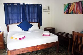 Rainbow Bay Beach and Dive Resort