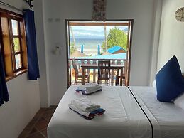 Rainbow Bay Beach and Dive Resort