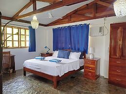 Rainbow Bay Beach and Dive Resort