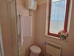 Apartment in Piticchio With Pool and BBQ