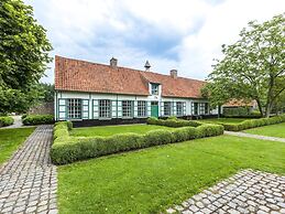Beernem Farmhouse With Pool
