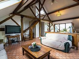 Peaceful Fontenelle Farmhouse