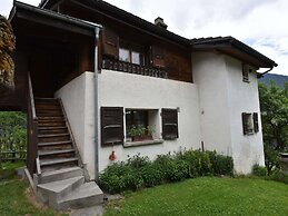 Cozy Stay Near Aletsch