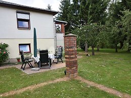 Wohnung in Alt Bukow mit Garten