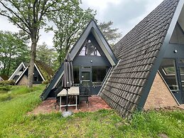 Family Bungalow by the Fen