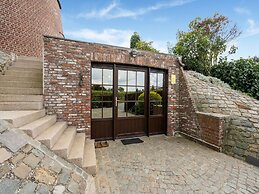 Charming Nieuwpoort Mill Retreat