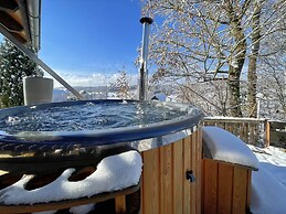 Holiday Home With hot tub