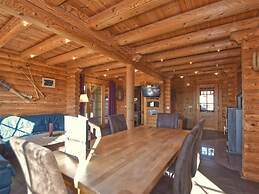 Holiday Home With hot tub