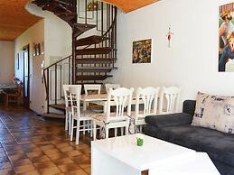 Cozy House with Terrace & Fireplace near Winterberg
