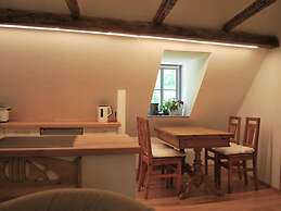 Relaxing Watermill Hideaway
