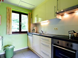 Cozy Forest Chalet in Ovifat