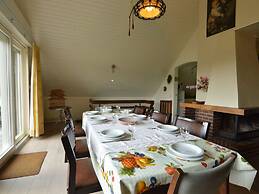 Cozy Forest Chalet in Ovifat