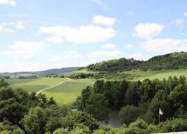 Neuendorf Elegant Nature Stay