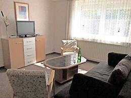 Garden Apartment, Gobweinstein