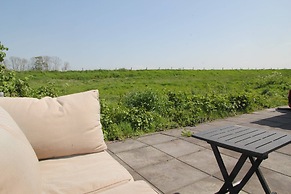 Rustic Bungalow in North Holland near Forest
