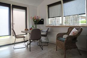 Rustic Bungalow in North Holland near Forest