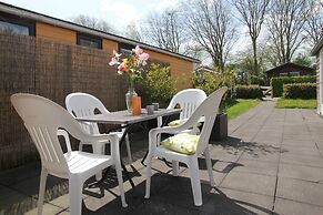 Rustic Bungalow in North Holland near Forest