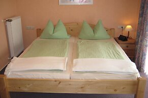 Eifel Escape: Cozy & Scenic