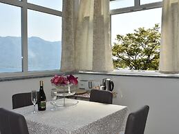 Apartment in Ghiffa With Lake Maggiore Views