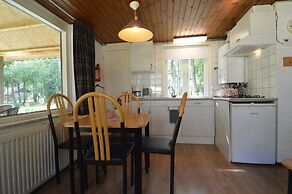Detached Bungalow With Lovely Covered Terrace