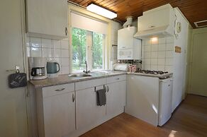 Detached Bungalow With Lovely Covered Terrace