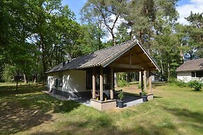 Detached Bungalow With Lovely Covered Terrace