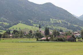 Alpenapartment mit Garten