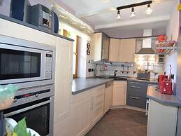 Apartment With Private Terrace in Prunn