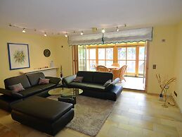 Apartment With Private Terrace in Prunn