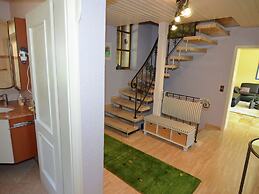 Apartment With Private Terrace in Prunn