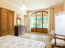 Blissful Tuscan Hideaway