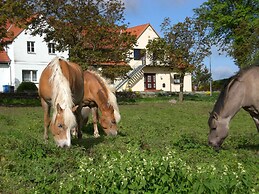 Hubsche Wohnung in Kropelin mit Eigener Terrasse