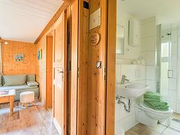 Hideaway With Lakeside Leisure